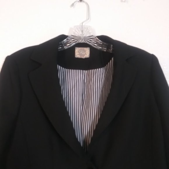 Forever 21 women's size M black blazer jacket - Picture 2 of 15
